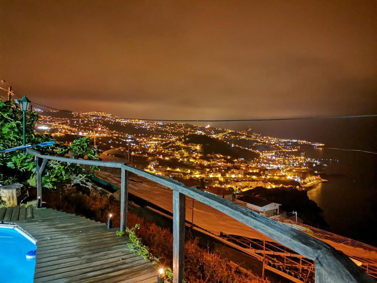 Quarto vista mar Câmara de Lobos Esterno foto